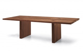 Celerina dining table in Walnut